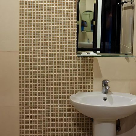 Peridot Suites Davao Экстерьер фото