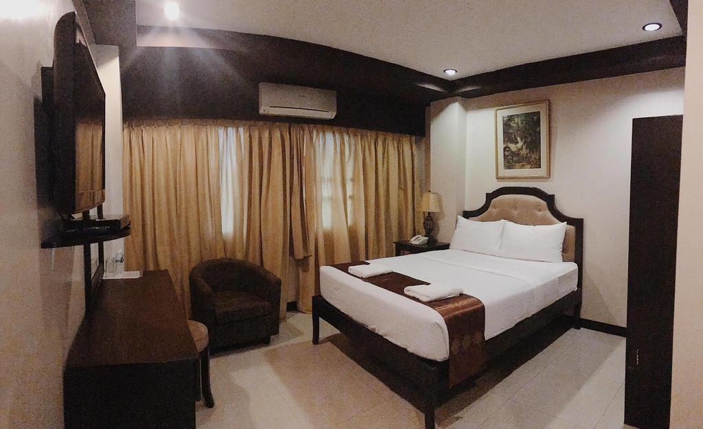 Peridot Suites Davao Экстерьер фото